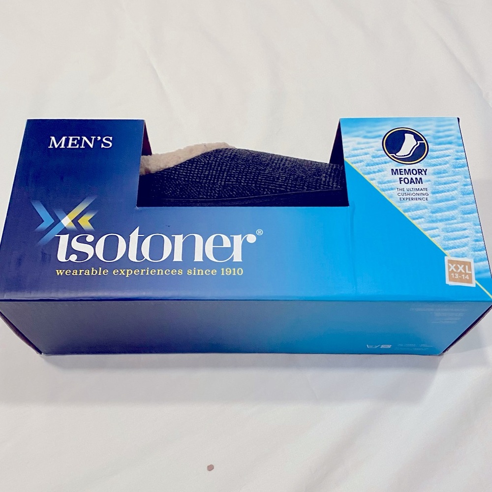Mens Isotoner Memory Foam Slippers.  New in Box XXL